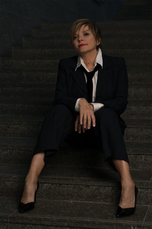 Karrin Allyson — studio portrait
